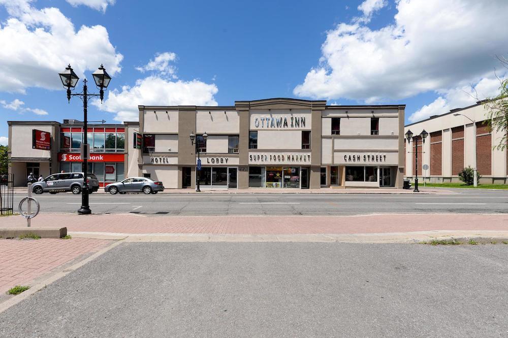Ottawa Inn Hotel Zewnętrze zdjęcie
