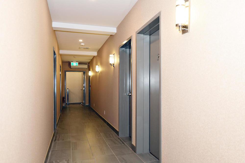 Ottawa Inn Hotel Zewnętrze zdjęcie