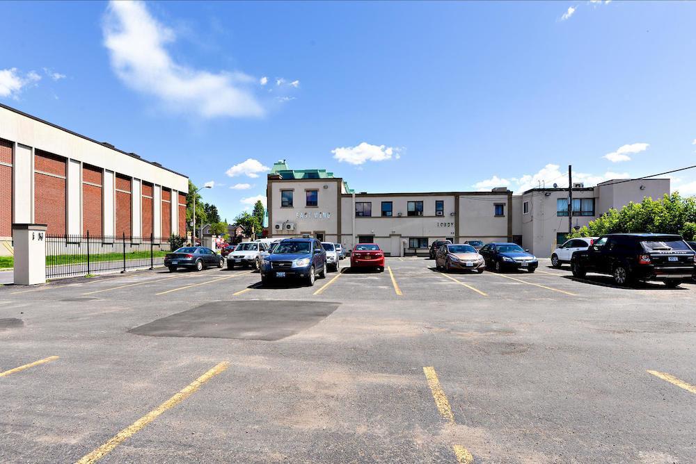 Ottawa Inn Hotel Zewnętrze zdjęcie